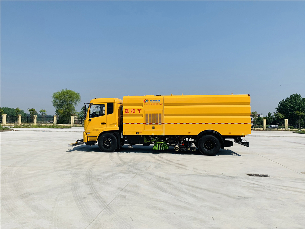 東風(fēng)天錦16方洗掃車